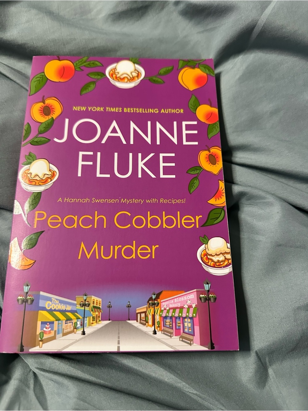 📚4 for $25 📚Peach Cobbler Murder by Joanne Fluke